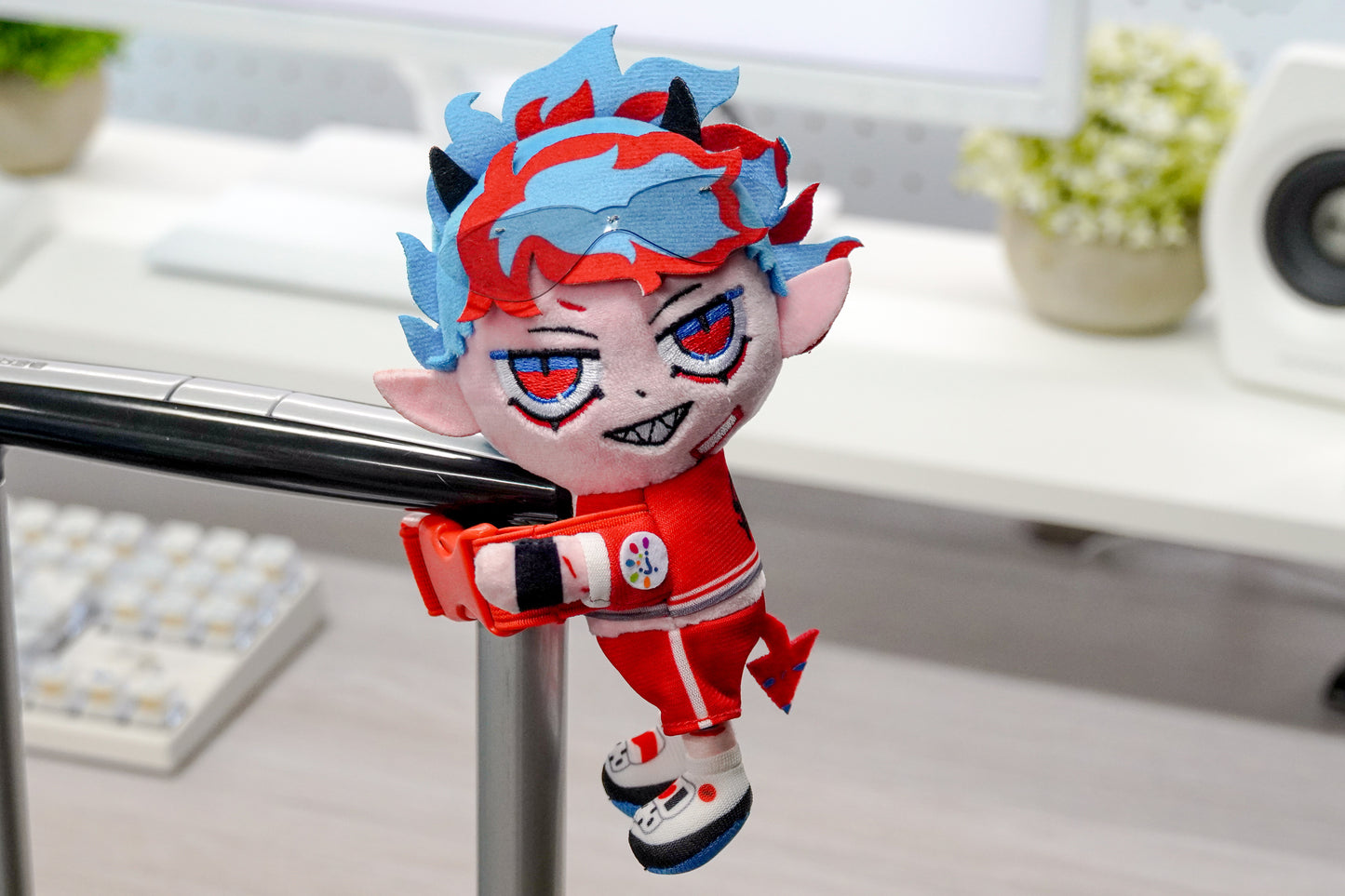 抱きつきマスコット ムラッシュくん